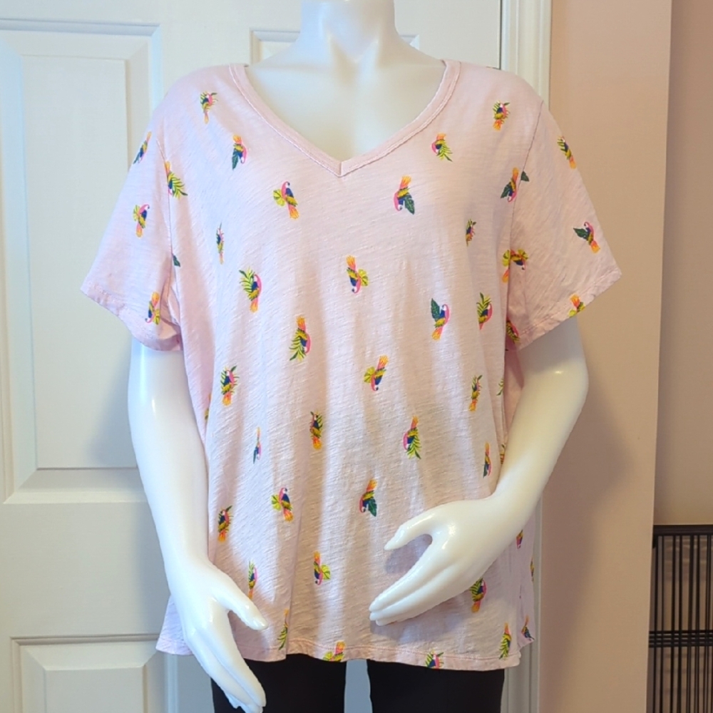 Old Navy Pastel Pink Bird Print V-neck Everywear Shirt Women's XXL Tall